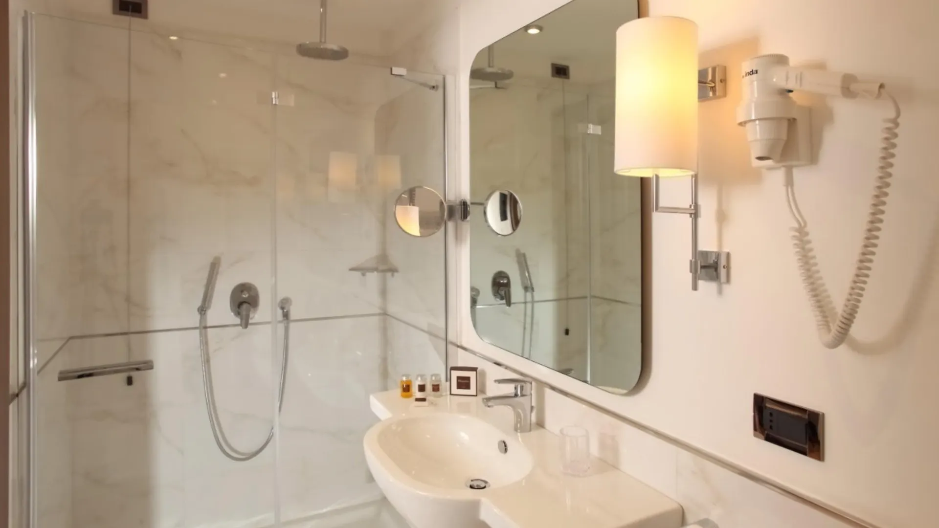The Independent Hotel Roma