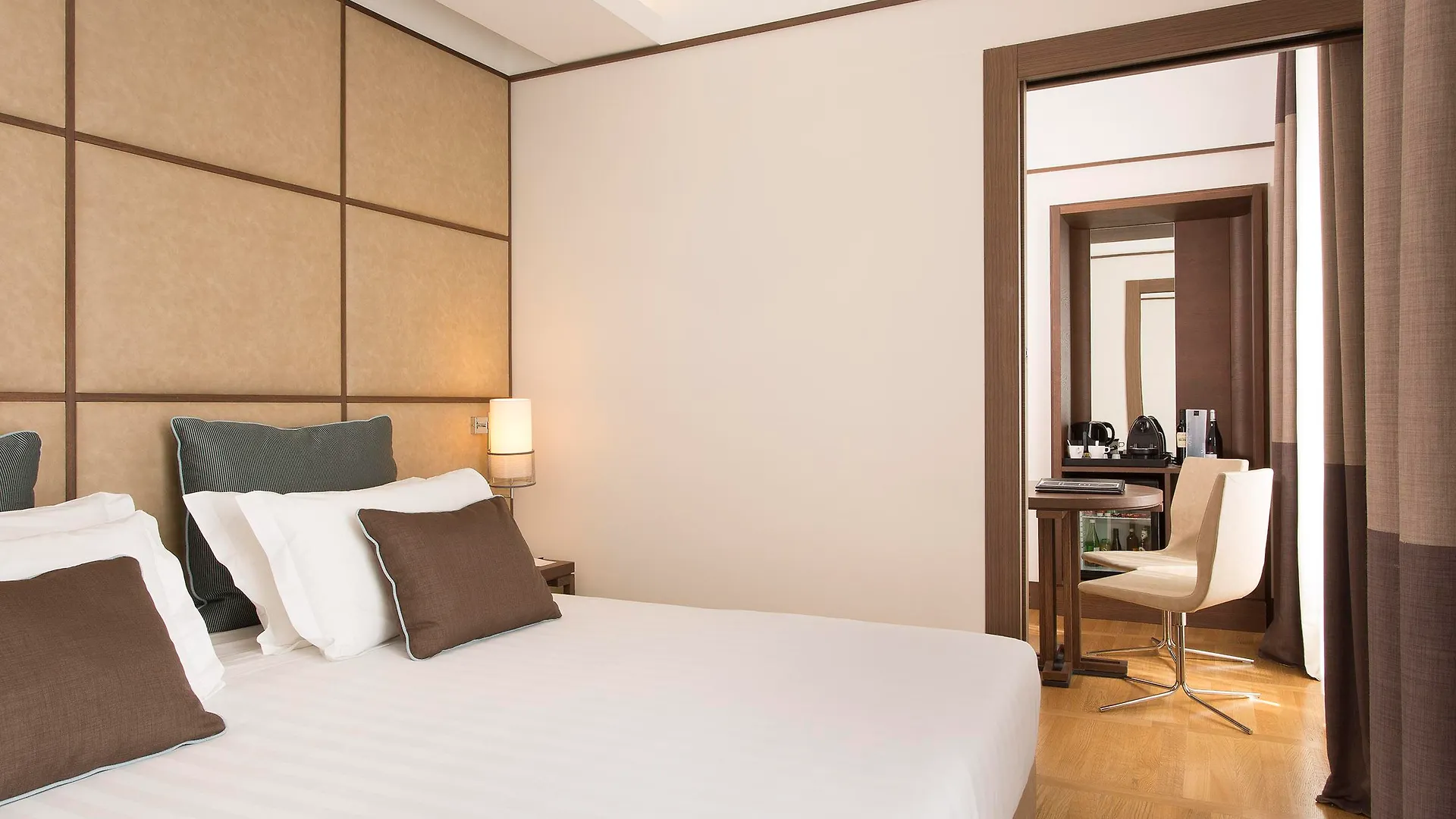 ****  The Independent Hotel Rom Italien