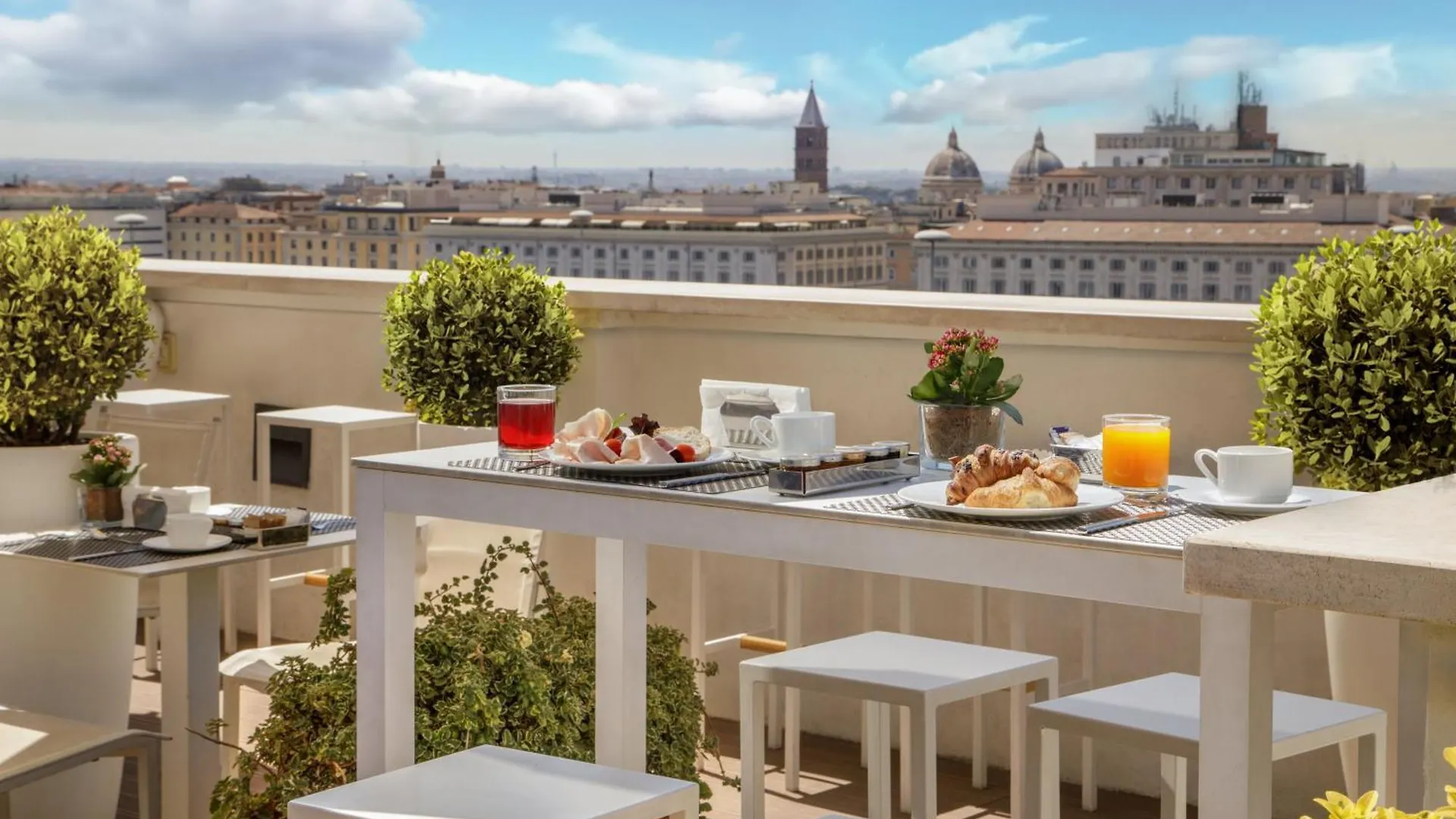 The Independent Hotel Rom 4*,